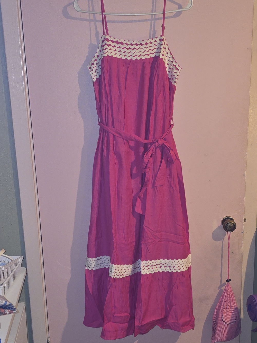 NWT Entro Magenta Pink Ric Rac Trim Square Neck Belted Midi Dress Size Medium